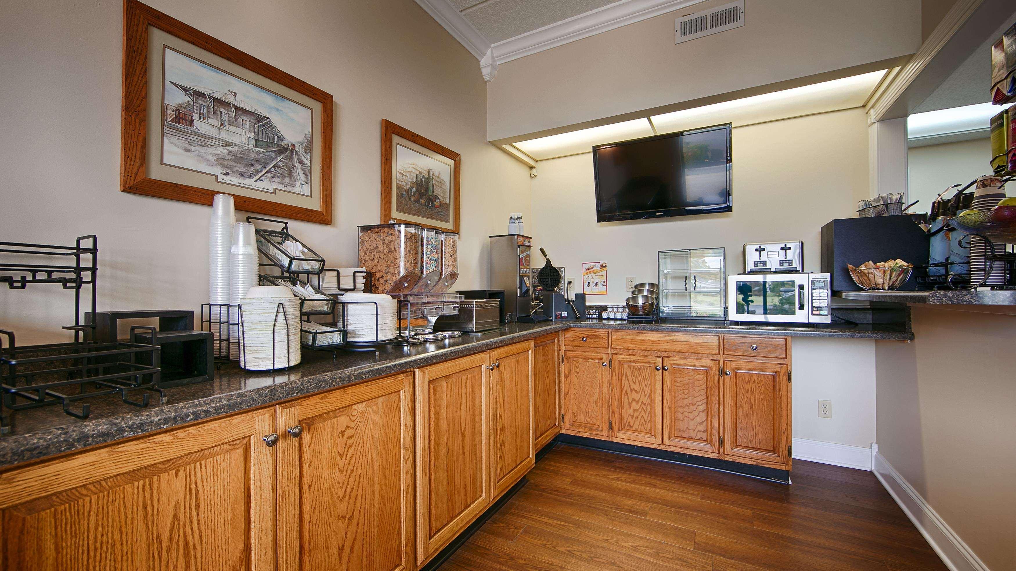 Best Western Wilderness Trail Inn Barbourville Exterior foto