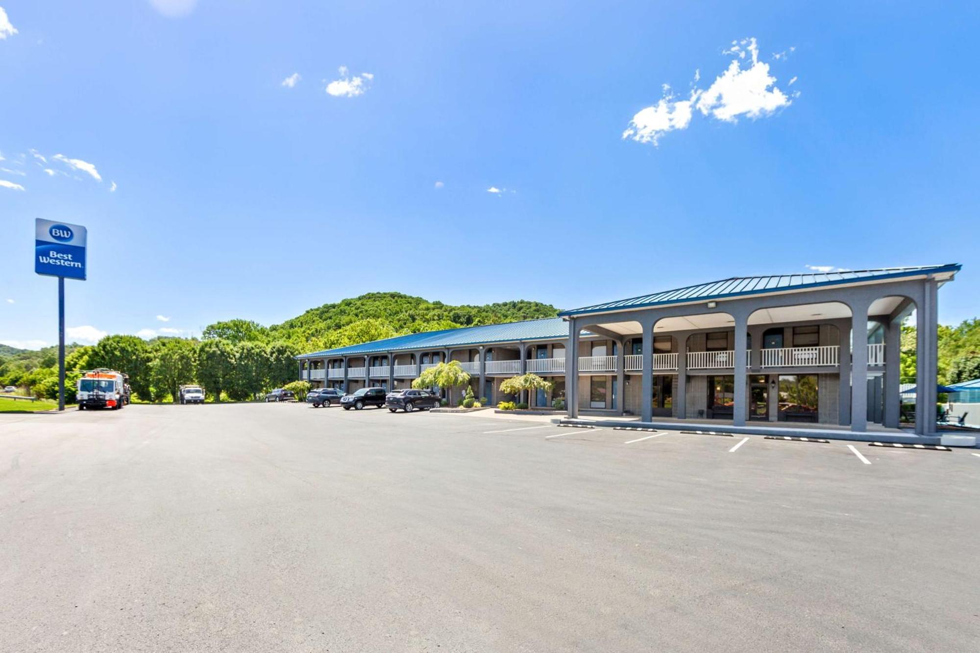 Best Western Wilderness Trail Inn Barbourville Exterior foto